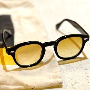 MOSCOT Originals Tints in Faded Chestnut LEMTOSH